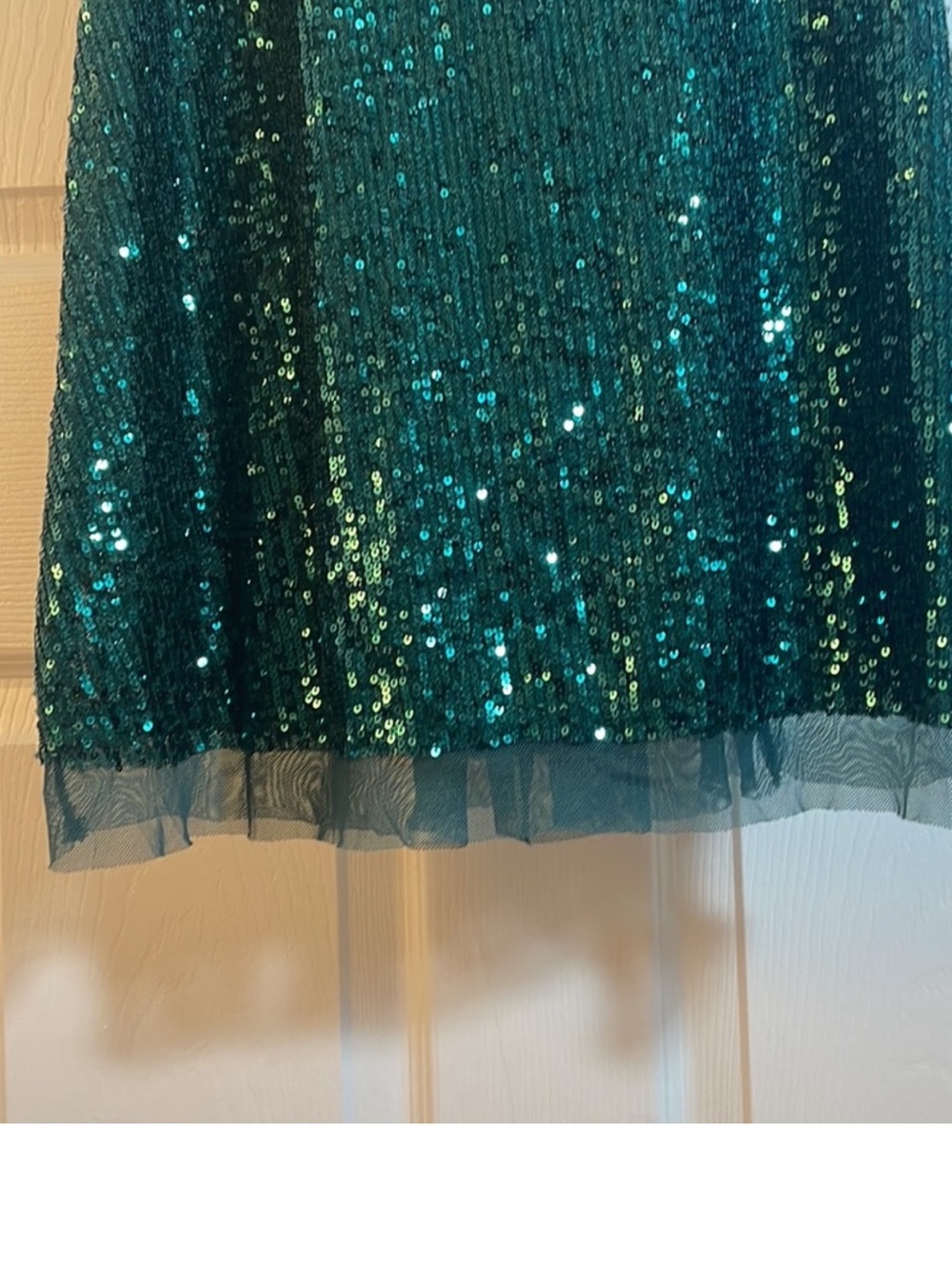 FREE PEOPLE SIZE M~STUNNING SEQUIN GREEN V-NECK MINI PARTY DRESS~EVENING DAY - Picture 11 of 15